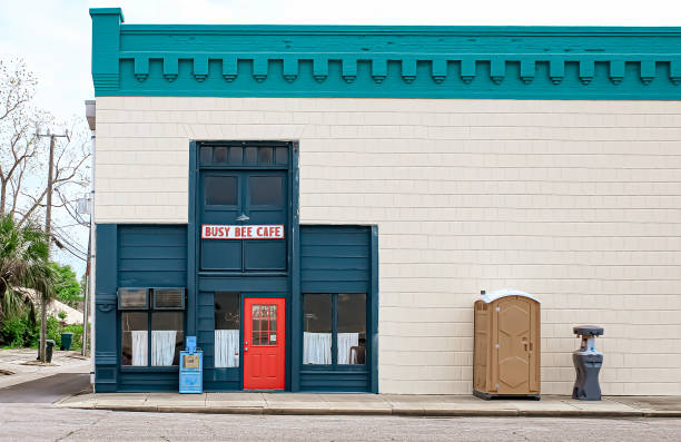 Best Porta potty delivery and setup  in West Lafayette, OH